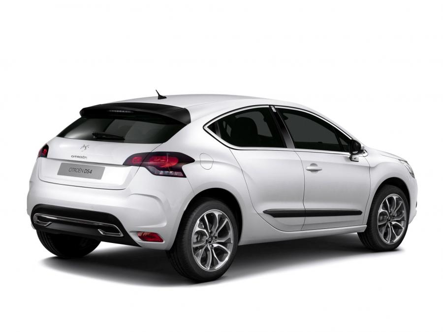  Citroen DS4 2010 года  (фото 118 из 143)